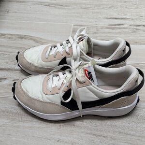 Nike Women's White, Black & Beige Retro-Style Sneakers